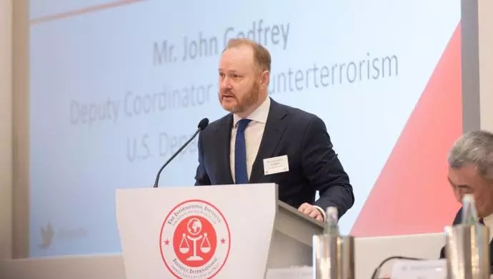 أميركا: كبار قادة القاعدة يعيشون في طهران