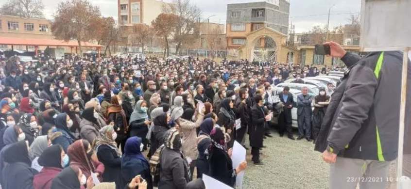 احتجاجات حاشدة للمعلمين في عموم إيران برغم تهديدات النظام- 23 ديسمبر