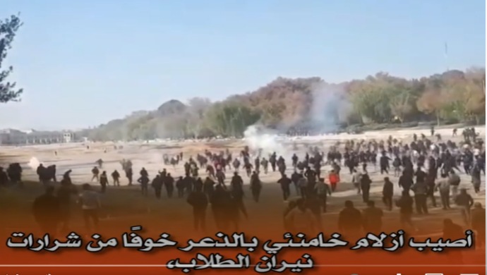 الملالي يخشون انتفاضة الطلاب الإيرانيين