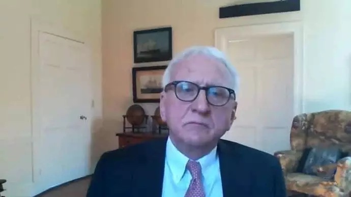 كتب روبرت جوزيف المساعد السابق لوزير الخارجية الأمريكية في مقال نشرته صحيفة واشنطن تايمز في 18 يناير