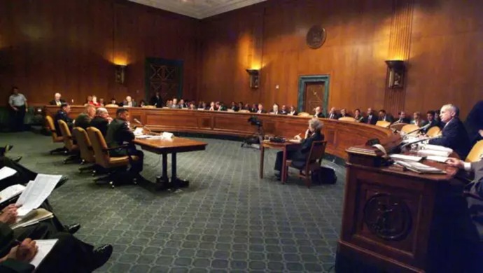 لجنة القوات المسلحة الأمريكية تستمع وتراجع التهديدات ضد النظام الإيراني