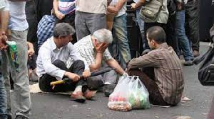 مركز الإحصاء: تزايد معدلات البطالة والسيولة والتضخم في إيران