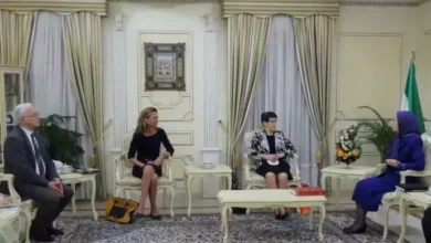 لقاء السيدة مريم رجوي بوفد من السياسيين الألمان برئاسة السيدة ريتا زوسموث