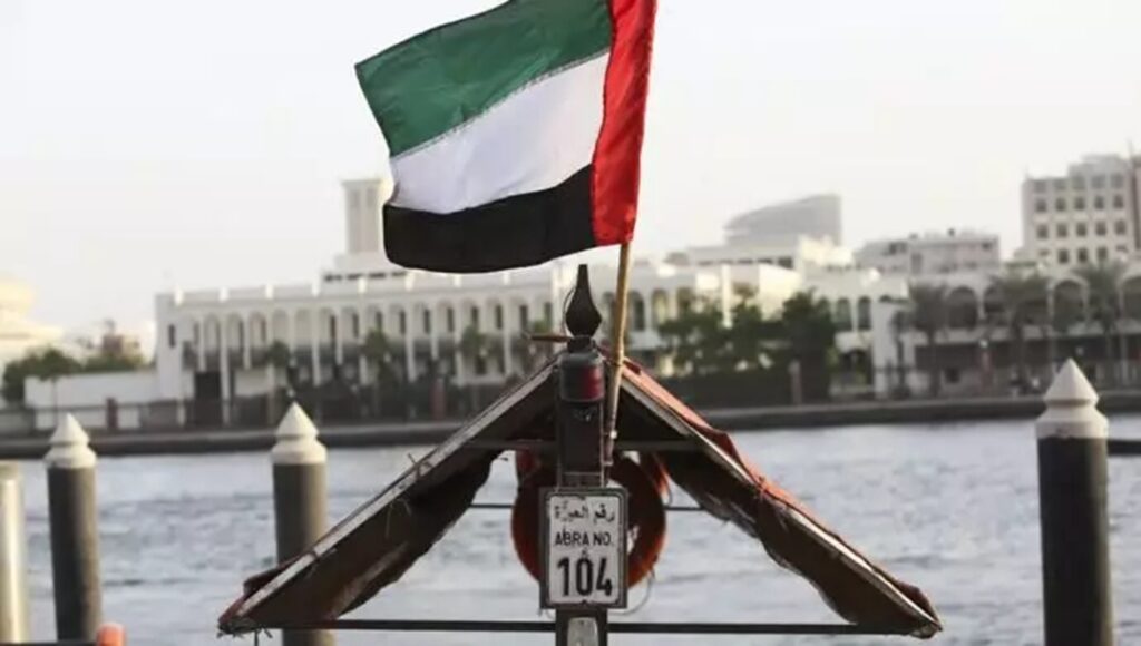 أسوشيتد برس: الإمارات تدمر أربع طائرات بدون طيار؛ جماعة موالية للنظام الإيراني أعلنت مسؤوليتها عن الهجوم