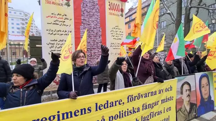 مظاهرة الإيرانيين في ستوكهولم بالتزامن مع محاكمة الجلاد حميد نوري- 23 فبراير