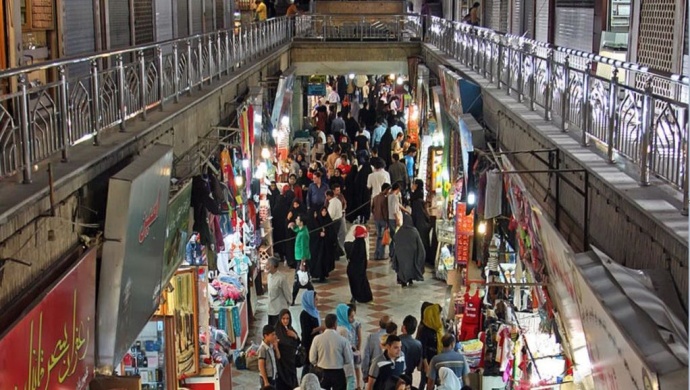 وحدات المقاومة في مشهد قامت ببث شعارات الموت لخامنئي ، التحیة لرجوي، الموت للظالم سواء كان ملكا أو زعيما