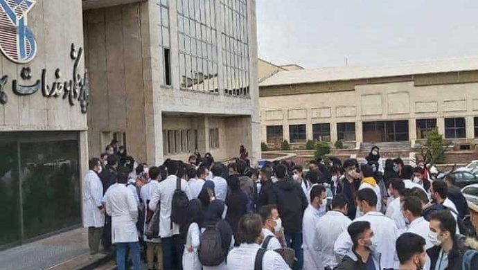 30 حركة احتجاجية في إيران في يوم الثلاثاء 8 مارس