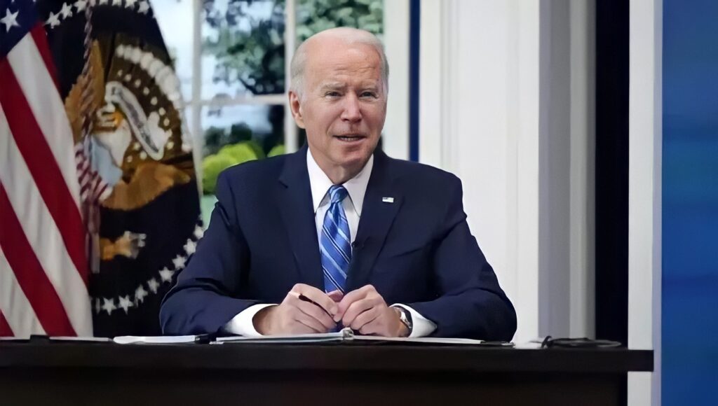 بايدن متردد في إزالة قوات حرس نظام الملالي من قائمة الإرهاب