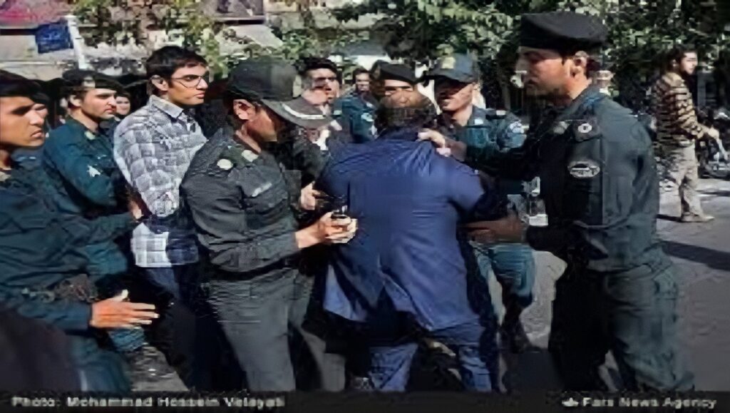 اعتداءات وحشية وغير إنسانية سبب الهجوم على 3 ملالي في مشهد