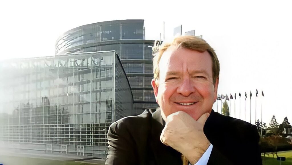 استيفنسون: بايدن يريد أن يمطر هدية على إيران في العام الجديد