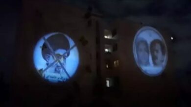 عرض صورة ضوئية لقيادة المقاومة الإيرانية في طهران- 26 أبريل