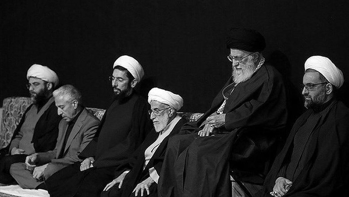 ینهب أصحاب العمائم الجشعون في إيران كل ممتلكات الناس