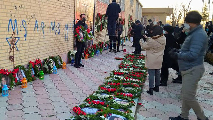 إعلان تضامن أهالي ضحايا الطائرة الأوكرانية مع أهالي آبادان