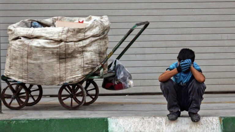 أكاذيب إبراهيم رئيسي وحقيقة الموائد الفارغة