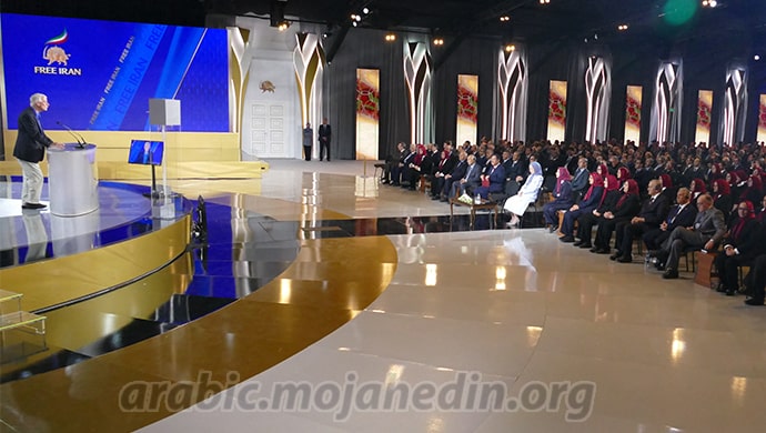 البروفيسور ريتشارد روبرتس الحائز على جائزة نوبل يزور أشرف الـ 3 ويلتقي بالسيدة مريم رجوي