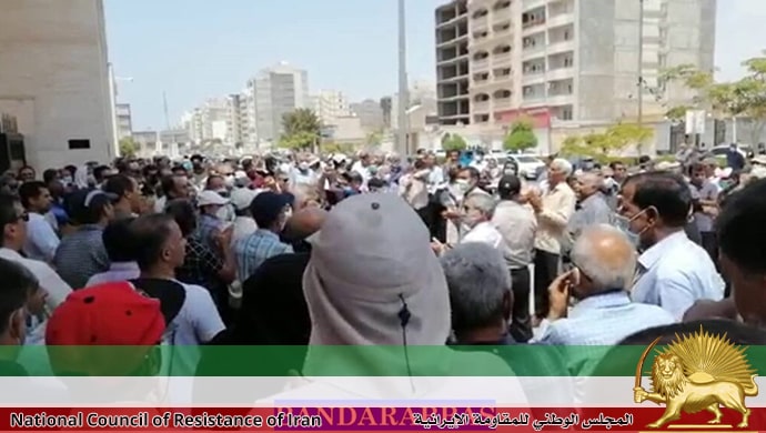 احتجاج المتقاعدين في أکثر من 20 محافظة