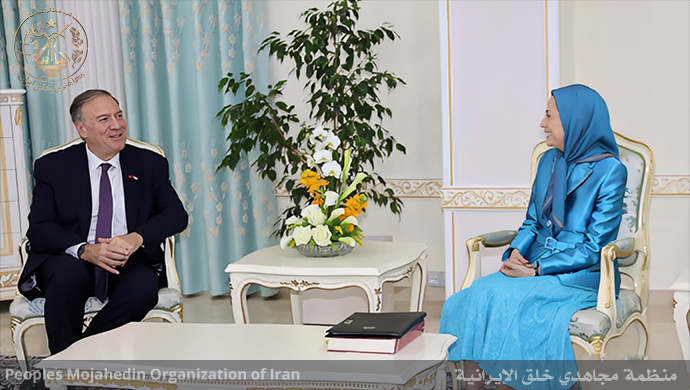 كوادراس يشيد بلقاء بومبيو ورجوي في أشرف 3