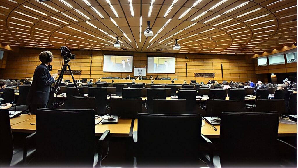 رويترز: أمريكا وثلاث دول أوروبية تقدم مشروع قرار إلى مجلس المحافظين يدين النظام الإيراني