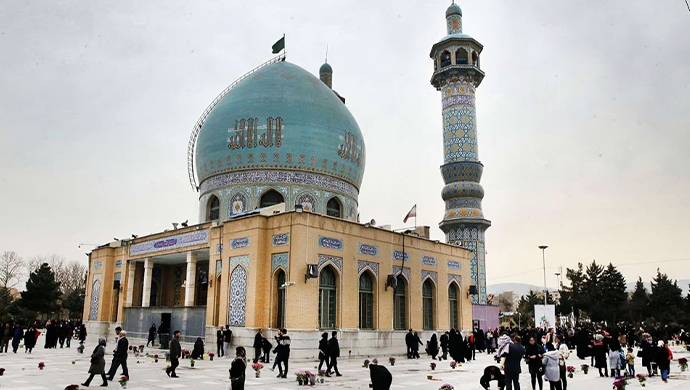 إيران - رجل دين يتعرض للطعن وإصابته في كرج