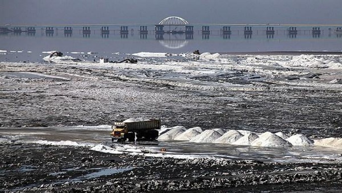 مظاهرات لمواطني مدن أورمية وتبريز ونقدة احتجاجا على جفاف بحيرة أرومية