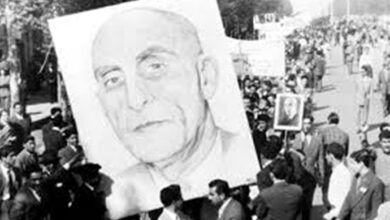 نحتفي بيوم 21 تموز ذکری الانتفاضة الشعبية لإعادة الدکتور مصدّق إلی الحکم