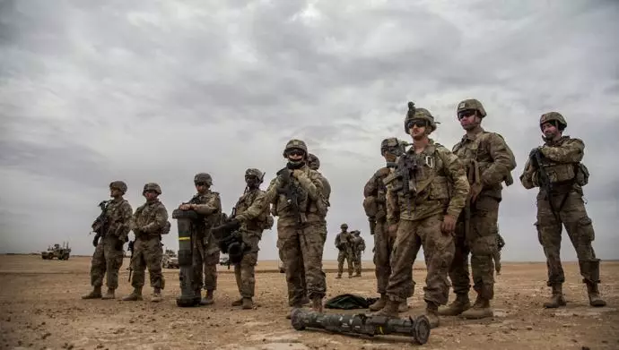 ما هوالهدف الهجمات الأمريكية على الميليشيات التابعة لنظام الملالي في سوريا؟