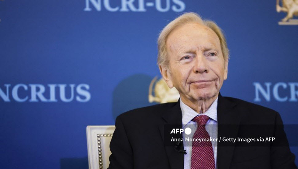 السناتور جوزيف ليبرمان: إذا لم تستطع تغيير سلوك نظام طهران، فيجب علينا تغيير هذا النظام