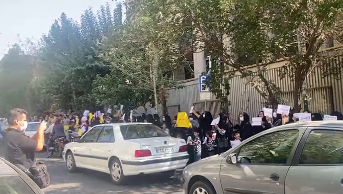 10 عمليات إعدام بينها امرأة في زاهدان وأصفهان وشيراز وزنجان وبيرجند