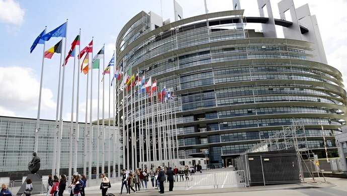 عشرات النواب الاوروبيين يطالبون بلجيكا بالتراجع عن تسليم اسدي