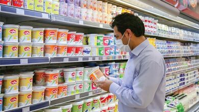 ارتفاع الأسعار في إيران .. استهلاك منتجات الألبان يتراجع بنسبة 40%