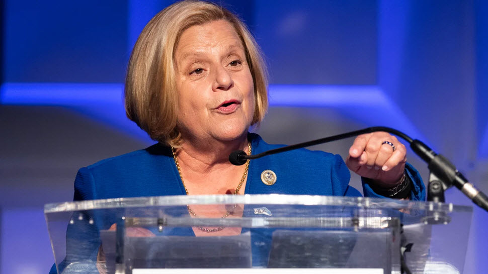 إيلينا روز لهتينين استهدف الشعب الإيراني النظام برمته ويريد إنهائه