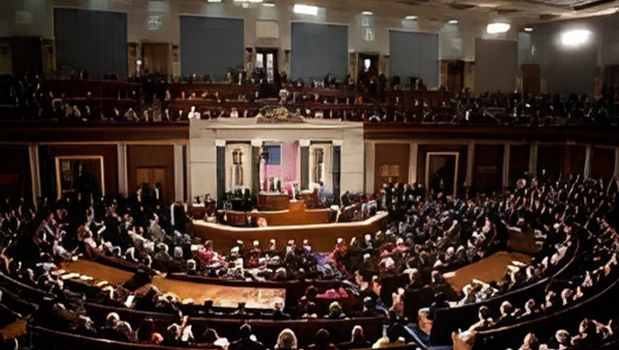 35 عضوًا من أعضاء مجلس الشيوخ الأمريكي يُدينون قمع المتظاهرين في إيران