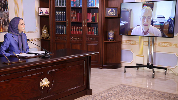 لقاء السيدة مريم رجوي عبر الإنترنت مع البروفيسور جون ماثر