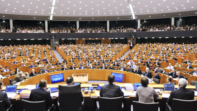 85 عضوًا في البرلمان الأوروبي يدينون القمع الوحشي للاحتجاجات في إيران