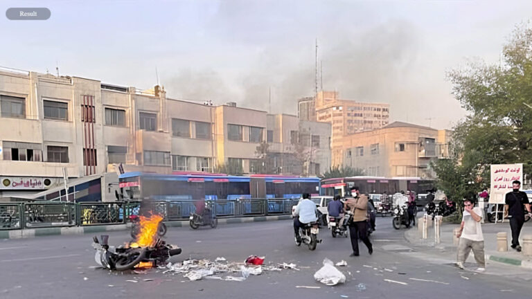 استمرار المظاهرات والاشتباكات والإضرابات في اليوم الـ 28 من الانتفاضة الوطنية