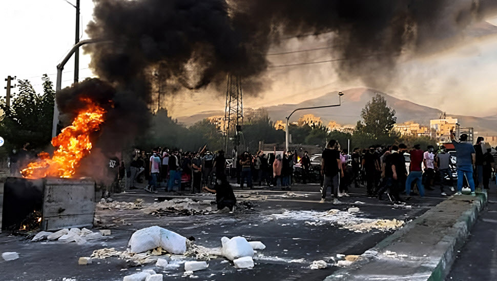 الليلة الـ 68 للانتفاضة، تقرير عن مظاهرات ليلية في طهران ومدن إيران