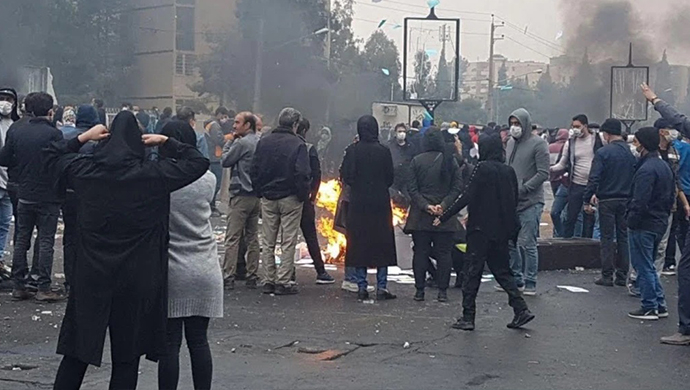 نهضة المرأة بالثورة الإيرانية ثقافة لها جذور