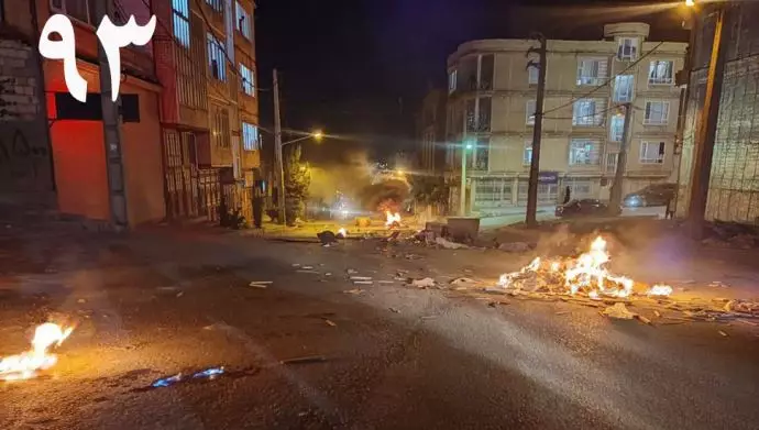 آخر تطورات الانتفاضة - إضرام النار في مراكز القمع وإضراب موظفي صناعة النفط - السبت 17 ديسمبر