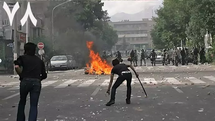 آخر تطورات الانتفاضة في يومها الـ 78 – مظاهرات حاشدة في بلوشستان الايرانية بشعار الموت لخامنئي – 2 ديسمبر