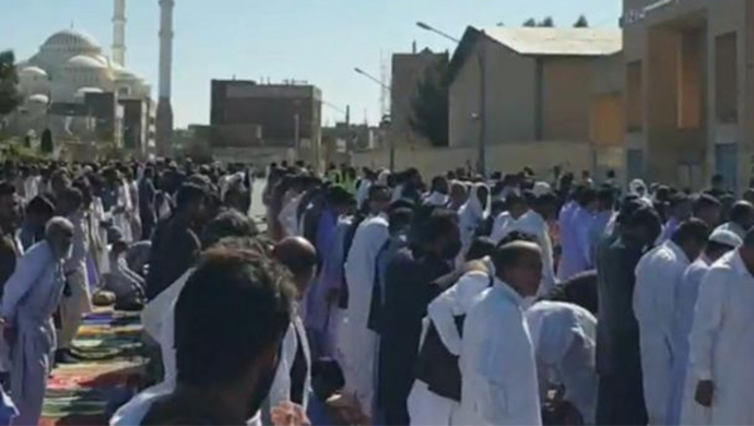 نبذة عن إنتفاضة إيران في يومها الـ106