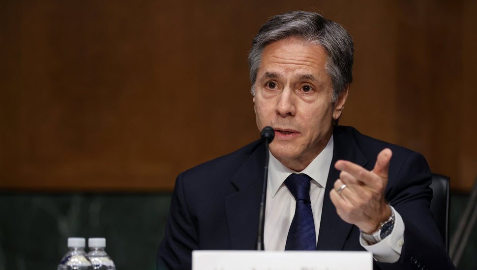 أنتوني بلينكن: استخدام الإجراءات الأحادية والمتعددة الأطراف لمحاسبة النظام الإيراني