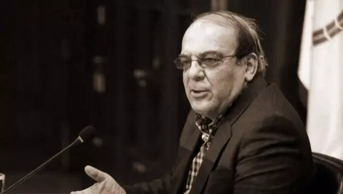 وشهد شاهد من اهلها أفق النظام الحالك على لسان عباس عبدي