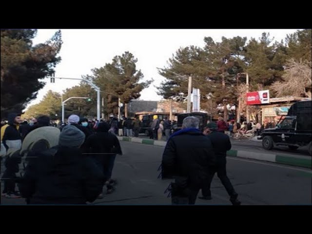 نبذة عن انتفاضة إيران في يومها الـ 123