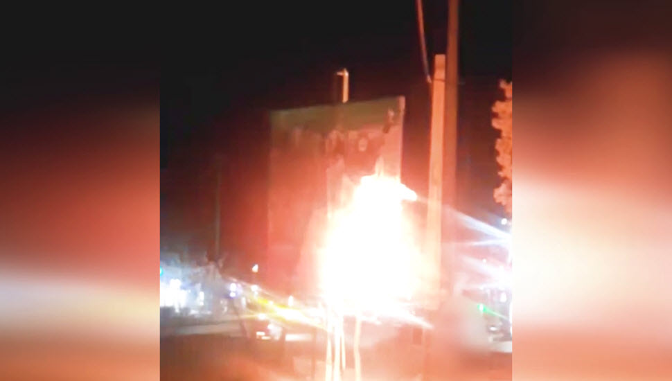 حرق مراكز القمع وما يرمز لنظام الملالي في 19 مدينة إيرانية في يوم واحد