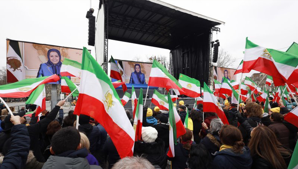 يورو ريبورتر: مظاهرات الآلاف من الإيرانيين في باريس