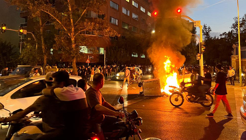 نبذة عن إنتفاضة إيران في يومها الـ160