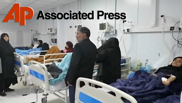 أسوشيتدبرس - هجمات التسمم المشتبه بها لتلميذات تزعج إيران المهتزة