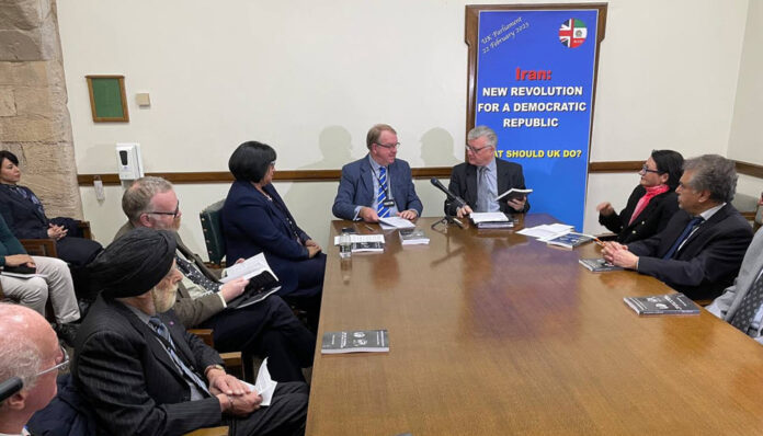 مؤتمر في برلمان إنجلترا إيران عشية ثورة جديدة من أجل جمهورية ديمقراطية