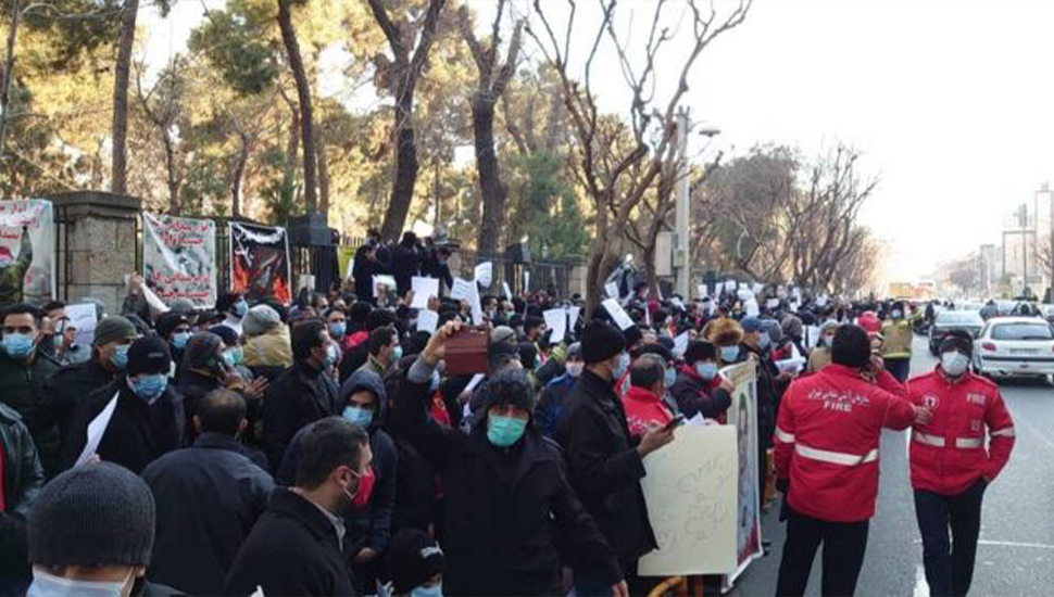 نب‍ذة عن إنتفاضة إيران في يومها الـ166