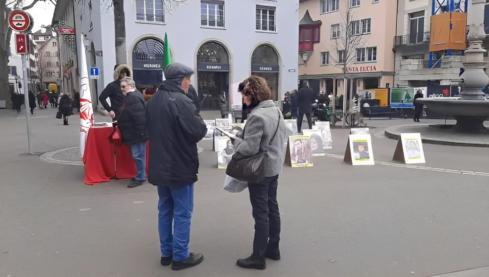 زيورخ، سويسرا - معرض شهداء الانتفاضة الوطنية الإيرانية